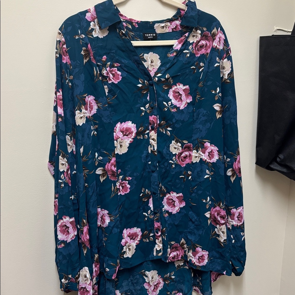 Torrid Teal Floral Blouse